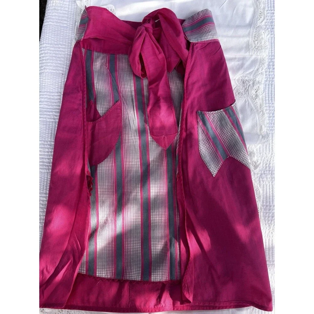 1960s Handmade Reversible Hostess Apron Pink Heart Pocket Tulip Retro Vintage
